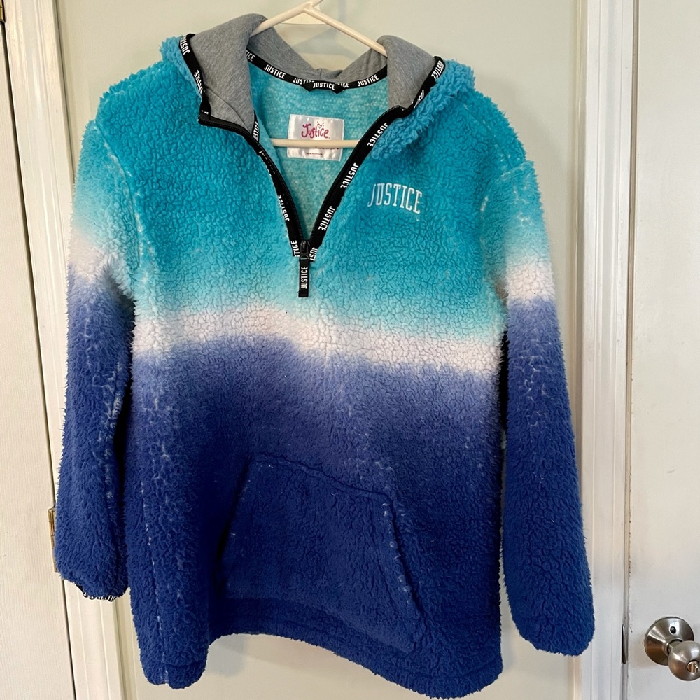 Multi color pullover- fluffy